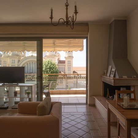3Bd Apartment In The Center - Self Check In Patras Exterior photo